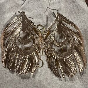 Kendra Scott Gold Feather Earrings
